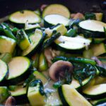 Sizzling Zucchini & Spinach Stir Fry: A Nutritious Delight