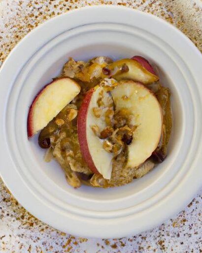 Golden Comfort: Crafting the Perfect Classic Apple Crisp with Oats
