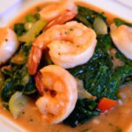 Savor the Flavors: A Delightful Shrimp and Spinach Curry