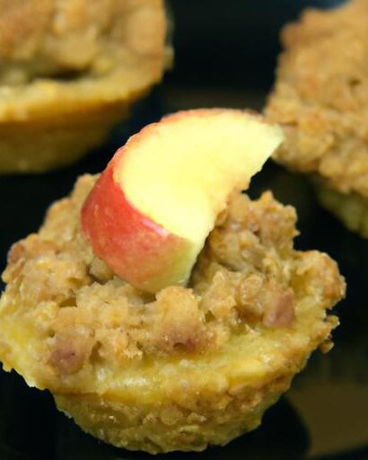 Tiny Apple Crisp Cups: A Sweet Bite-Sized Delight Recipe