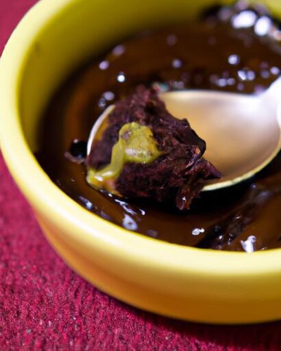 Decadent Chocolate Avocado Pudding: A Healthy Indulgence
